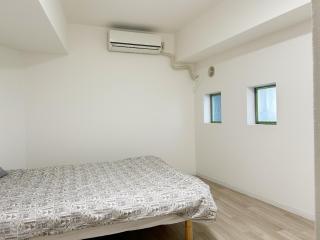 Shinjuku Kabuki Youth Hostel#New Sunshine Room#50 second walk from Higashi Shinjuku subway#Automatic locking door at entrance#新宿2 - Tokyo - 8