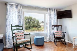 Sherman Cottage on the Beach - New Shoreham - 5