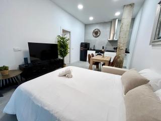 Convenient, Charming Apartment 15 Mins from City Center - Valencia - 7