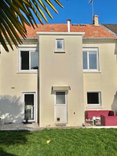 Studio avec cuisine, salle de bain et garage privé proximité 24h - Le Mans - 2