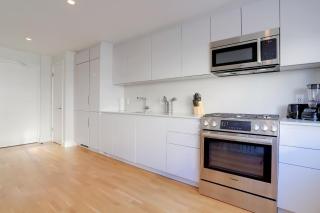 Feel Like at Home From Arlington in This Stylish Apt - 7