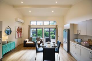 Entire self contained two bedroom-spacious and comfortable - Auckland - 9