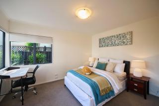 Entire self contained two bedroom-spacious and comfortable - Auckland - 3