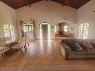 Casa de Campo ampla e confortavel em Araçoiaba da Serra com lareira, perfeita para o friozinho - 2