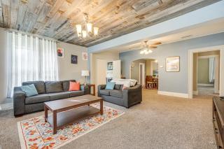 Quiet Jacksonville Retreat - 4 Miles to Downtown! - 6