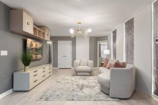 Luxurious Villa with Resort-Style Amenities - Kissimmee - 4