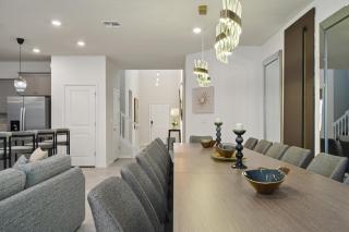 Modern Villa with Resort Amenities & Game Room - Davenport - 1
