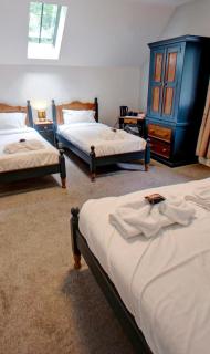 The Ladybower Inn - Bamford - 2