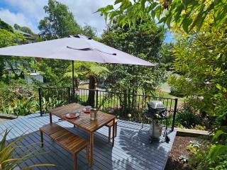 Beautiful Apartment Surrounded by Native Bush - Picton - 8