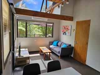 Beautiful Apartment Surrounded by Native Bush - Picton - 3