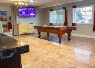 Heated Salt Pool, BBQ, Movie Projector, Stereo, Billiards Table, Arcade Game, Darts - Stone Sanctuary NW at Childrens Memorial Park, Pool Heat Optional - Las Vegas - 7