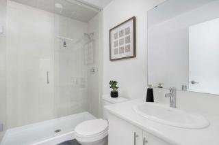 Sweet Townhouse with Rooftop Patio in Erin Mills - Mississauga - 7