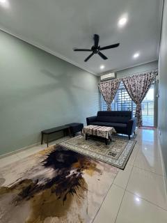 HAFZAN Homestay - Cukai - 6