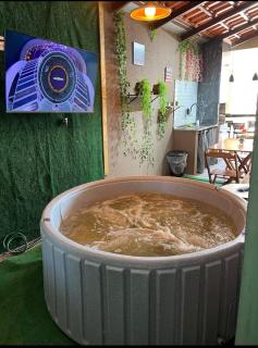 Casa com jacuzzi - Goiânia - 0