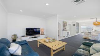 Hibbard Waterfront Escape - Port Macquarie - 7