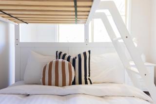 Whale Song Serenity - Ettalong Beach Garden Stay - Ettalong Beach - 1