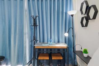 Comfort and Enjoy Living Studio Room at Casa de Parco Apartment By Travelio - Tangerang - 6