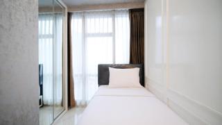 Enchanting and Stunning 2BR La Riz Supermall Mansion Apartment By Travelio - Surabaya - 6