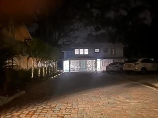 2BR at Lecom Park Downtown Beaches & Ample Parking Space - 4