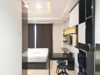 Luxury Studio at Patraland Amarta Apartment By Travelio - Beran-kidul - 5