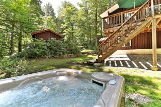 the SHACK - Three Bedroom Home Close to Ski Resort with Hot Tub - Killington - 9