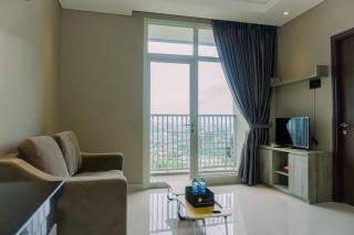 Modern Look 1BR at 22nd Floor Ciputra International Apartment By Travelio - 6