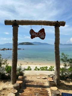Cozy Front Beach House wid Private Beach - 4