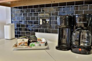 Pico Mountain Condo C-307 - 1 BR, 1BA Steps to Pico Ski Slopes, Bus to Killington - Killington - 1