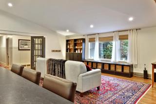 Susan Lane Hideaway - 4BR, 3BA Renovated Home, Close to Skiing and Town, Fireplace - 2