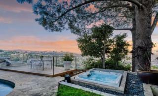 Secluded Luxury Hollywood Hills Retreat - Los Angeles - 4