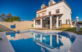 3 Bedroom Nice Home In Salteras - Salteras - 0