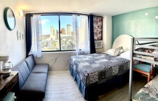 Diamond, Ocean, and Canal view Affordable Family House7person - Honolulu - 1