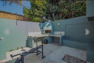 Spacious 3-Bedroom Gem in Vibrant Parkhurst - Joanesburgo - 7