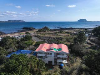 Happy Hue Pension - Jeju - 4