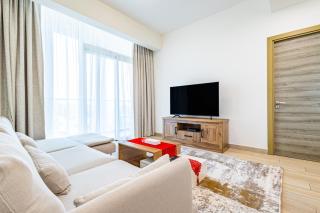 Superhost - Bright & Stylish 1-Bedroom in Bloom Tower, JVC - 3