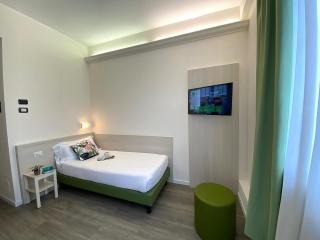 Hotel Embassy - Pero - 8