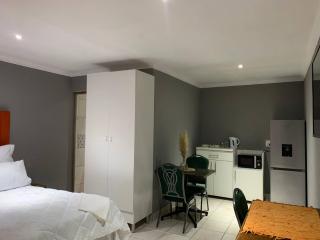 Room in BB - Beach view, en-suite bedroom - Gqeberha - 4