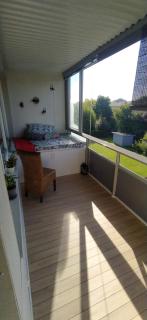 Sunny, spacious, and quiet apt - 1