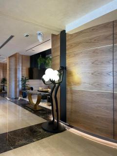 Lyonessa gardens 9 - 5