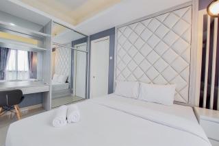 Comfortable and Minimalist 1BR at The Ayoma Apartment By Travelio - Tangerang - 8