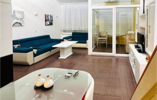Amazing Apartment In Privlaka With Wifi - Privlaka - 1