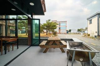 Play here too Pool villa - Ansan - 5