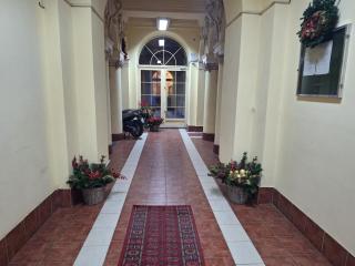 NOBLES APARTMENT 4**** - 7