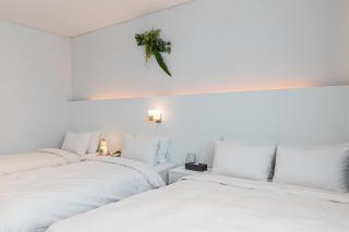 Yeosu Staythedelight Hotel - 8