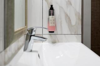 Thomas's cozy room with Breakfast - 1