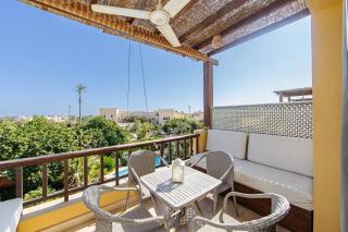 Wonderful apartment with prime location & pool - Hurghada - 7