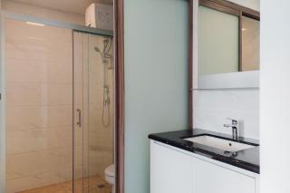 Comfortable Design 2BR with Washing Machine Sky House BSD Apartment By Travelio - Tangerang - 6