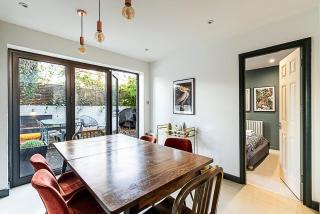 Stylish Shepherd's Bush Flat w/ Patio - Londra - 2