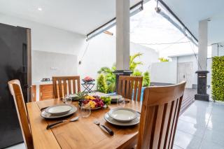 Tropical and Calming 2BR Villa with Pool - Canggu - 7