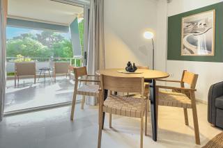 Zen Vouliagmeni Beach Apartment - Athens - 6